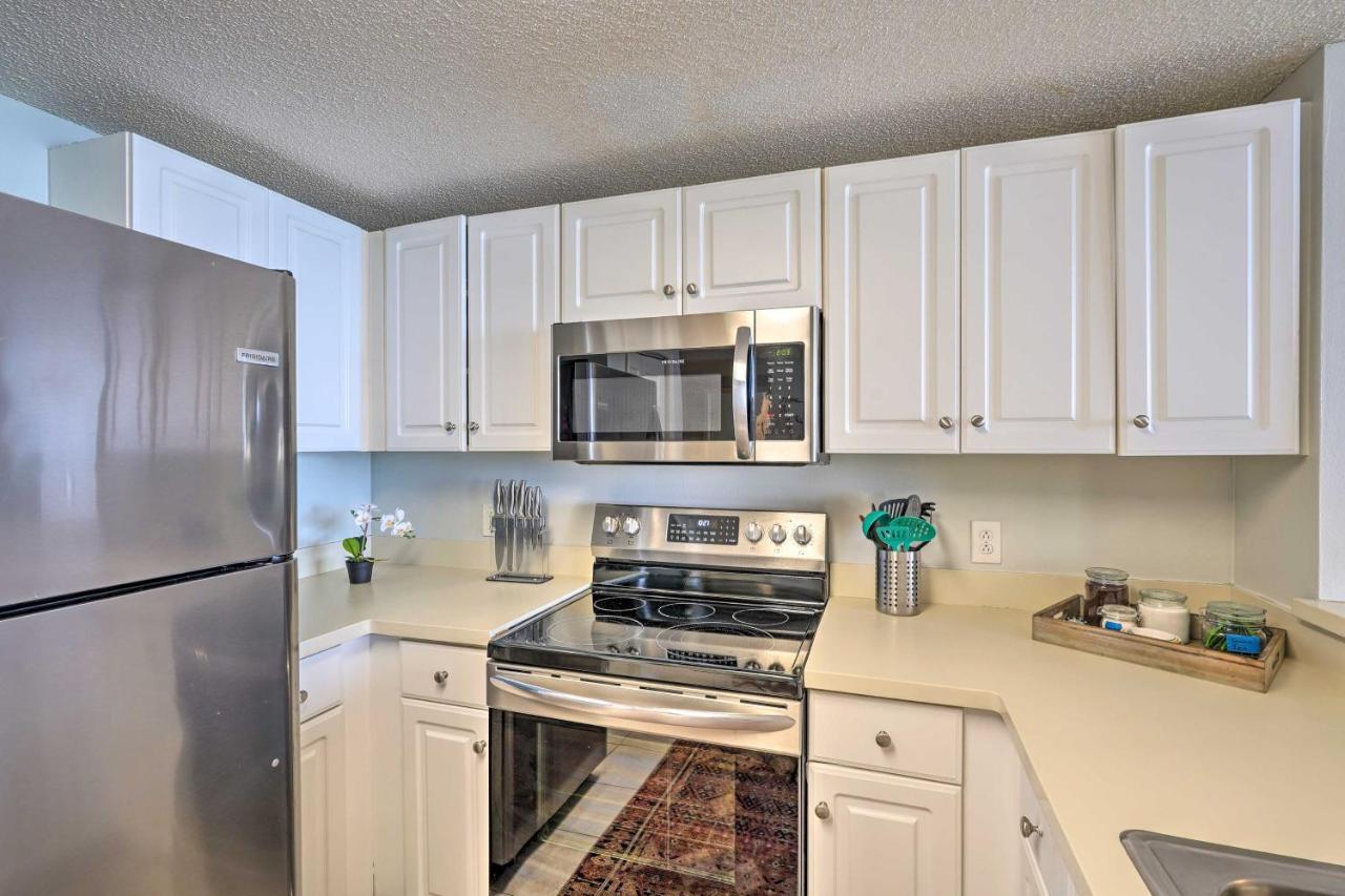 Beachfront Panama With Amenities Apartment